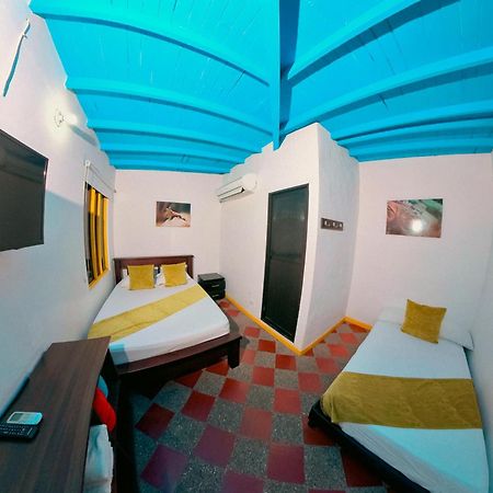 Hotel Acuarela Del Rio サンタ・フェ・デ・アンティオキア エクステリア 写真